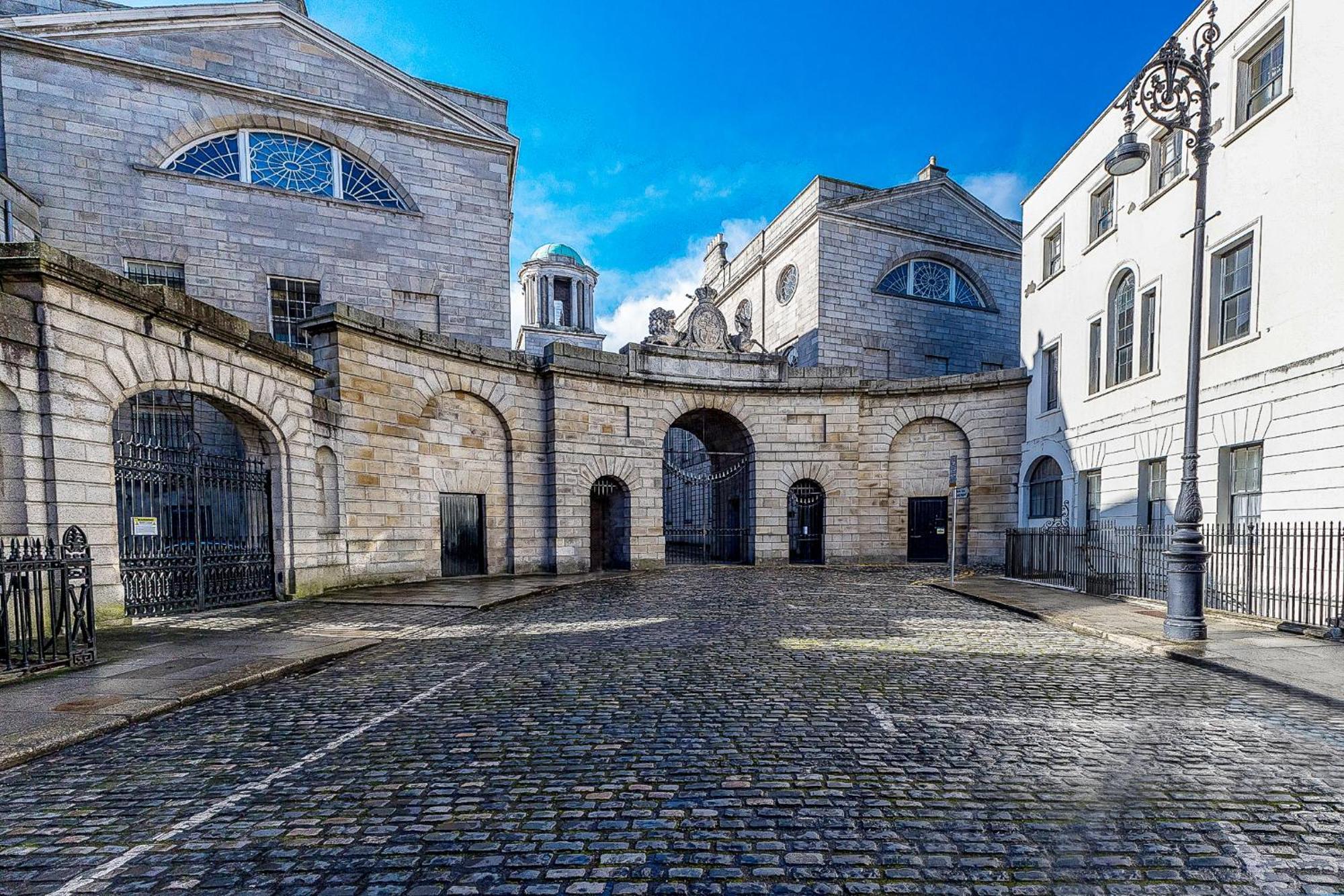 Leinster Apartment, 7 Henrietta Street, Dublin City Centre المظهر الخارجي الصورة